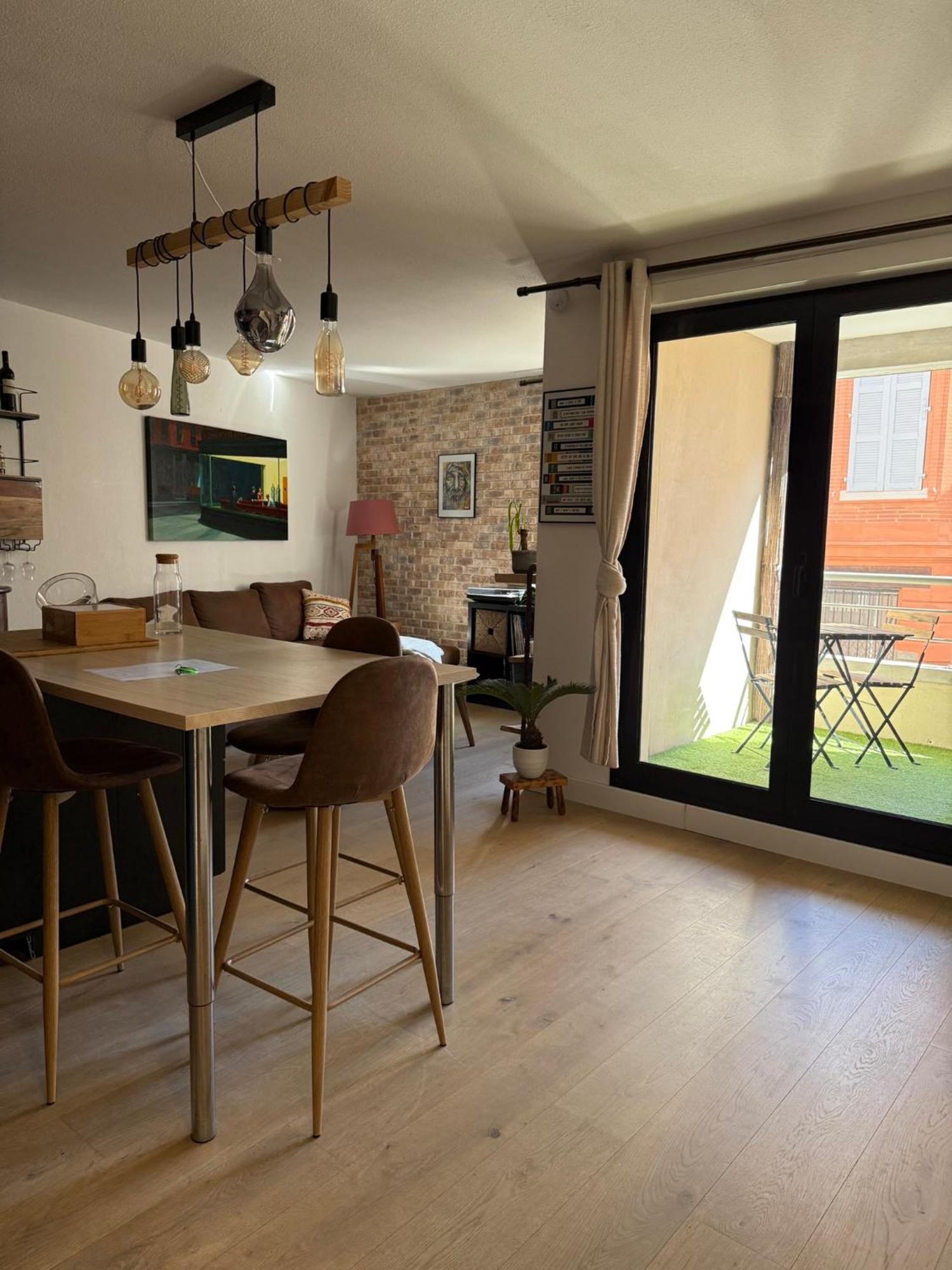 T2 Au Coeur Du Quartier Saint-cyprien A Appartement *